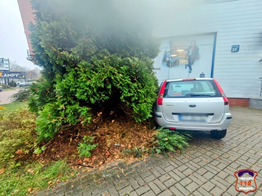 Śmierć w wyniku zawału na drodze w Tychach - 4.112024