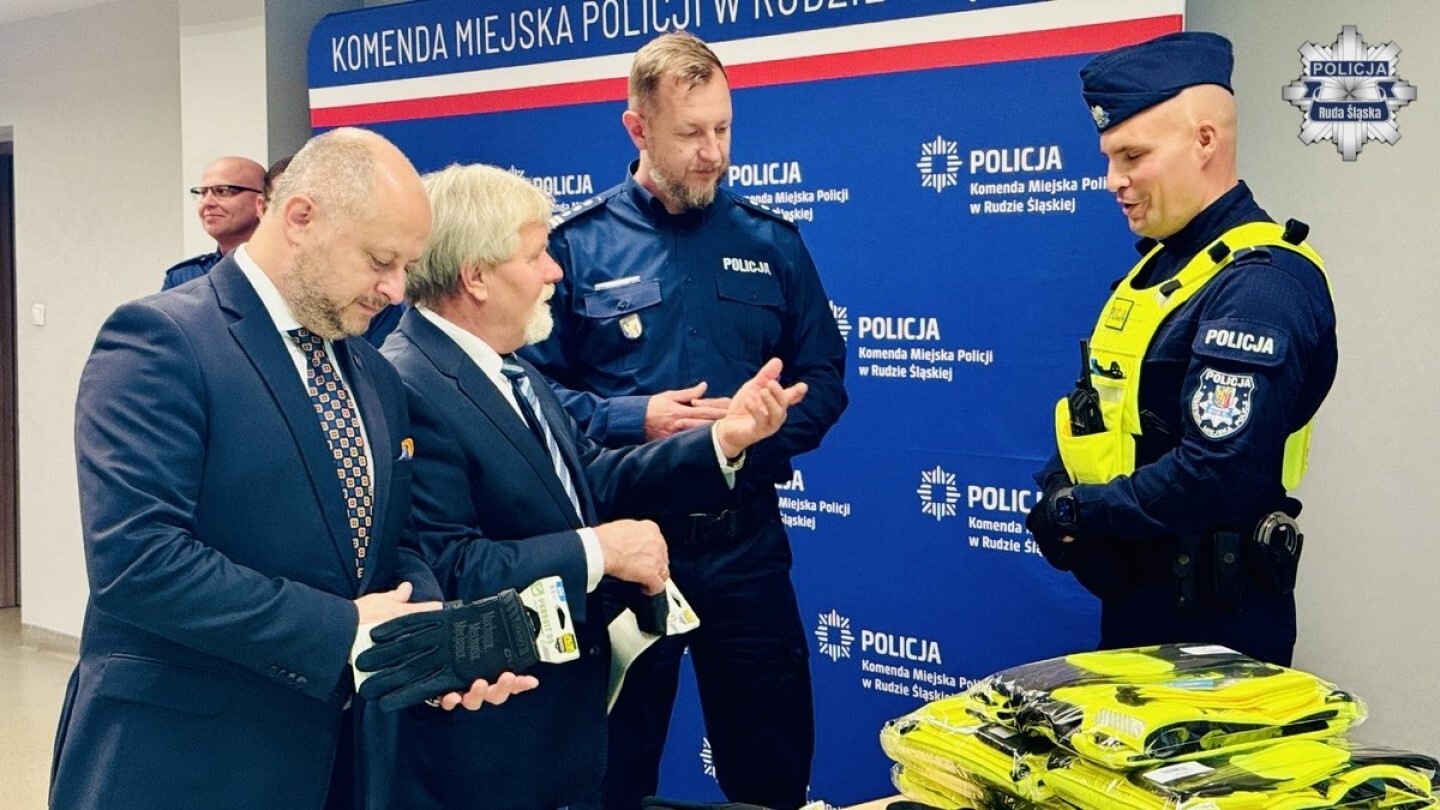 Kamizelki ruda policja 3