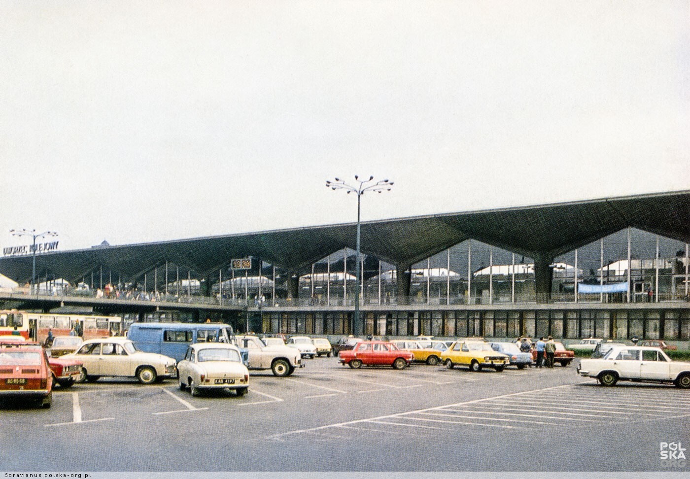 Katowice dworzec brutal 15