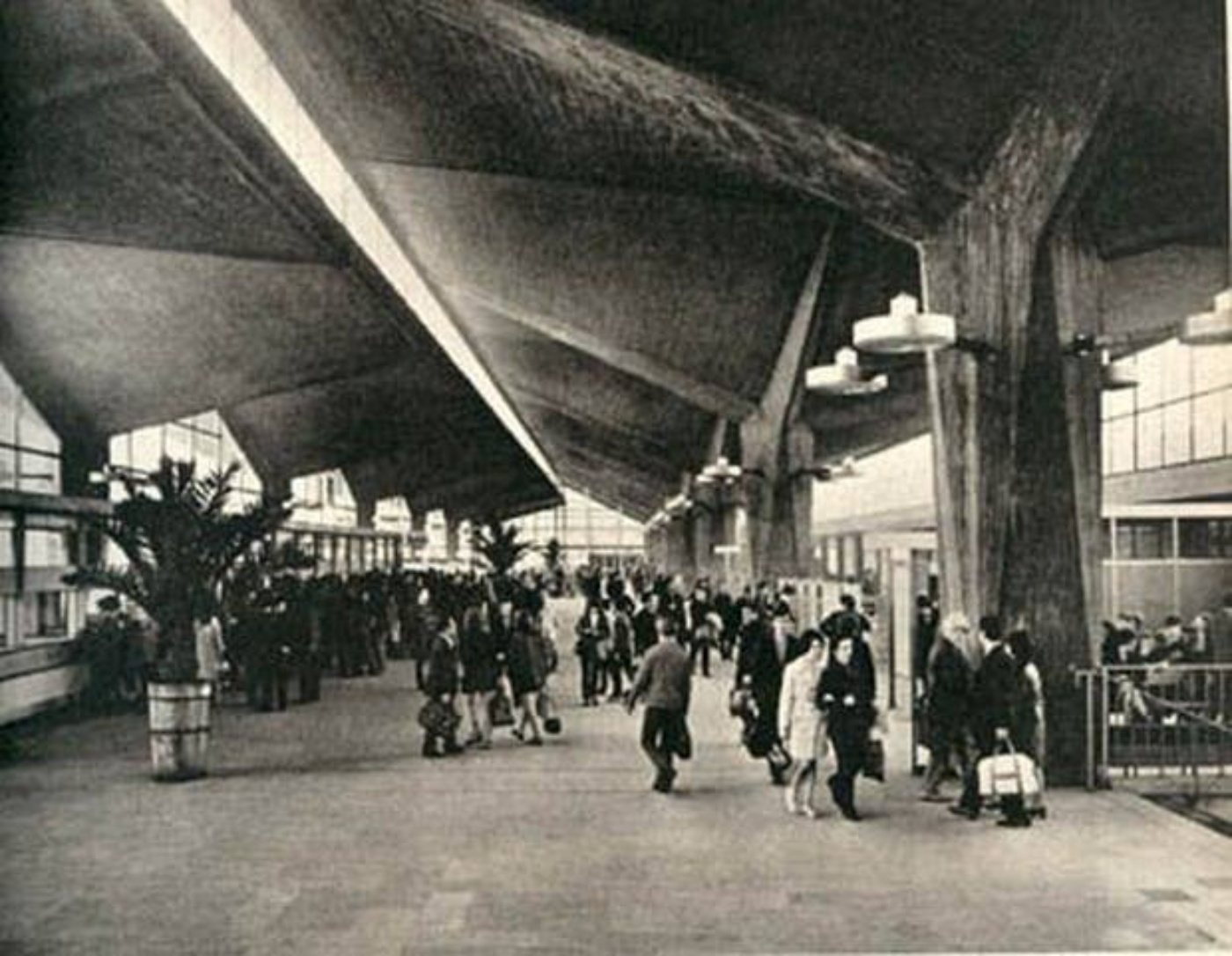 Katowice dworzec brutal 4