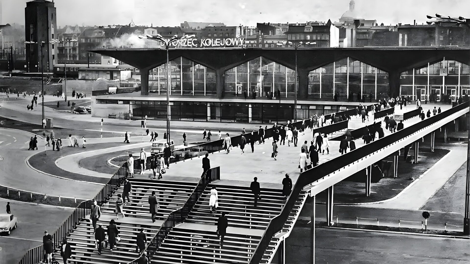 Katowice dworzec brutal 8