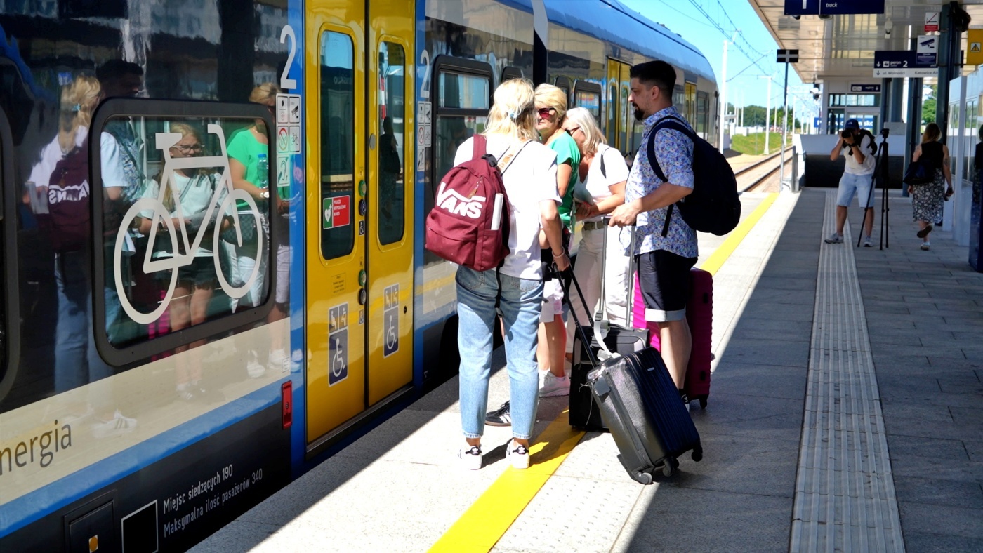 Więcej pociągów Kolei Śląskich na lotnisko w Pyrzowicach