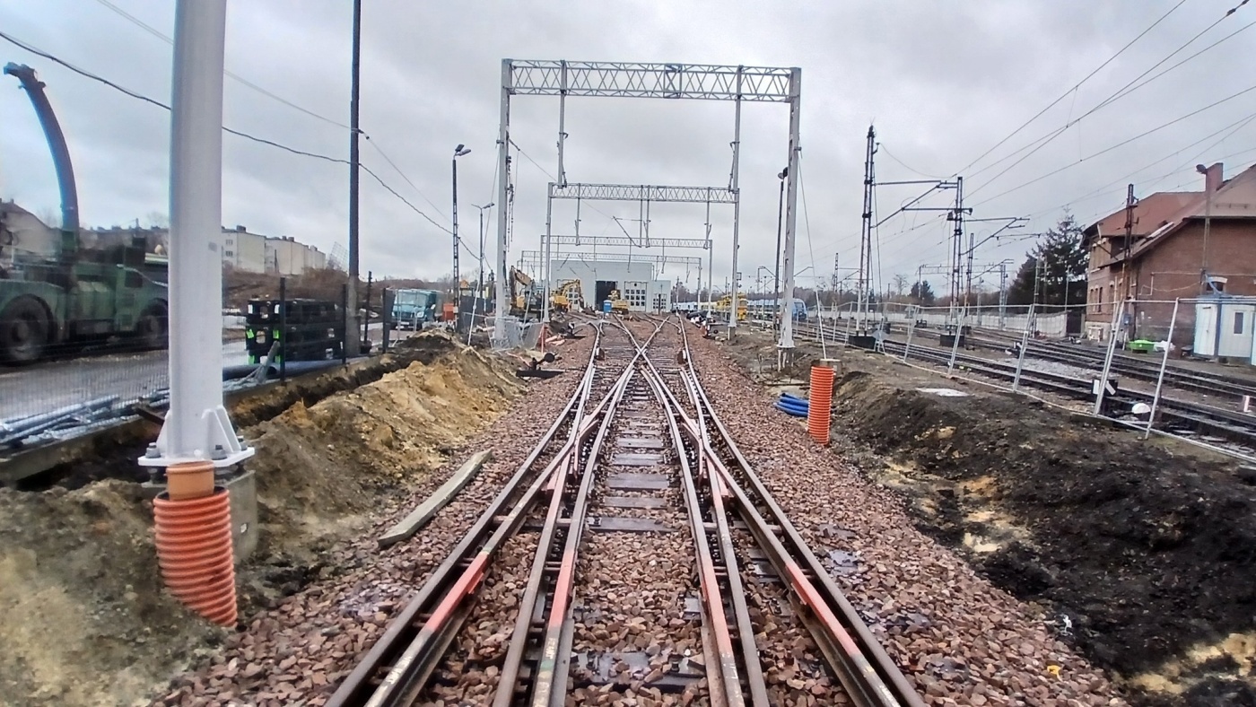 Jak przebiega rozbudowa bazy Kolei Śląskich w Katowicach?