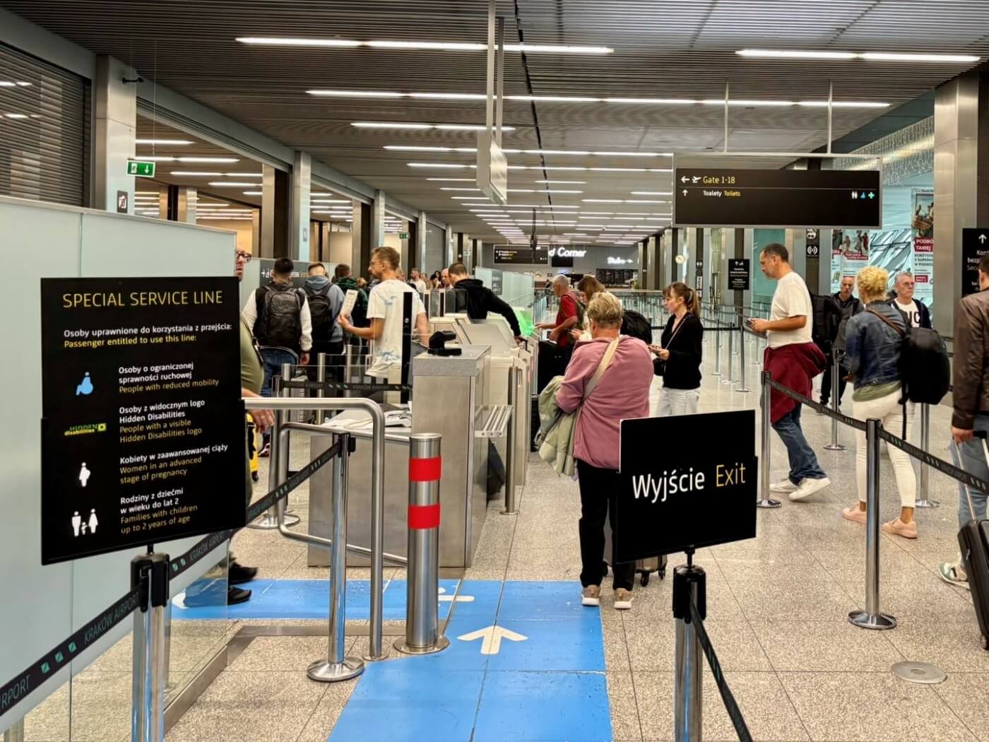 Krakow airport skanery bagazu 4