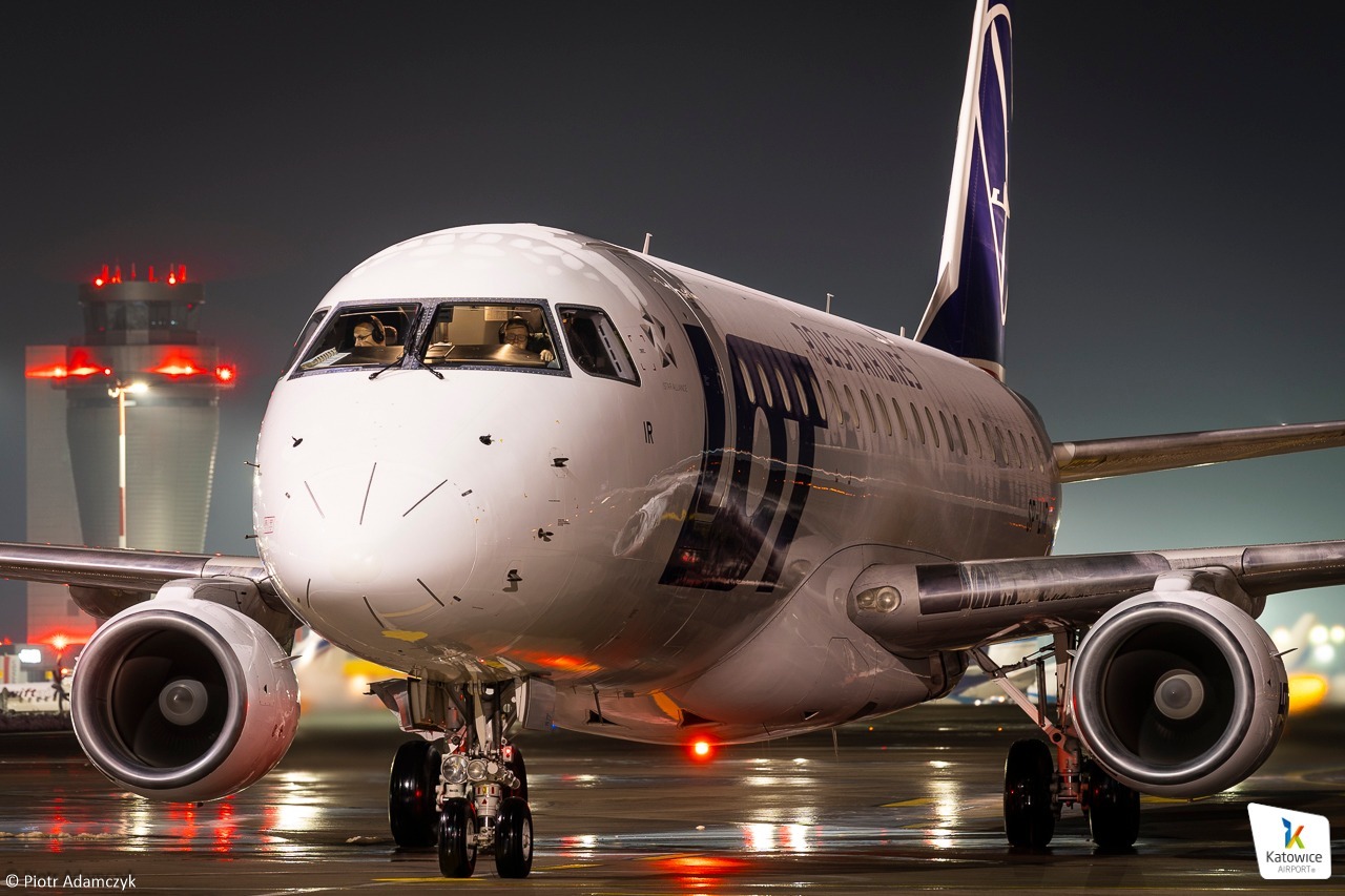 Lot pyrzowice lotnisko