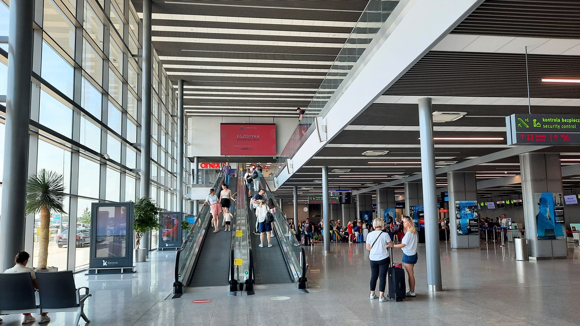 Lotnisko pyrzowice katowice airport
