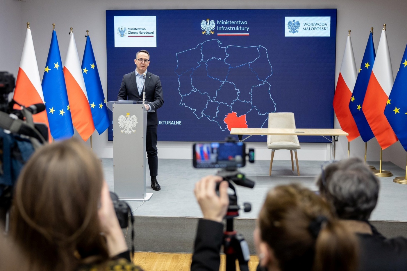 Minister infrastruktury 1