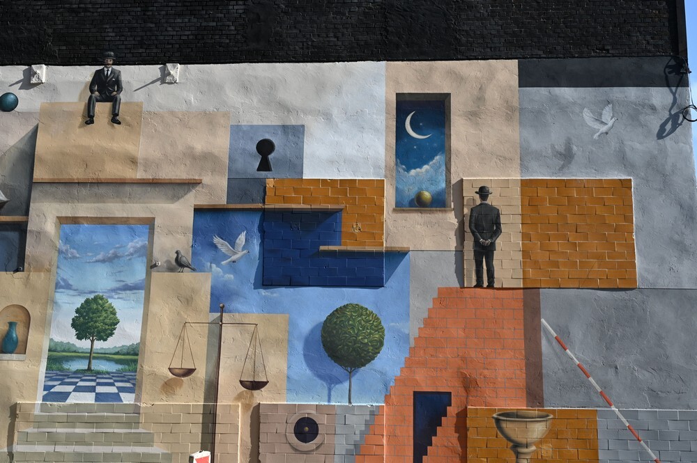 Nowy mural w podwórzu kamienicy przy Wrocławskiej 30