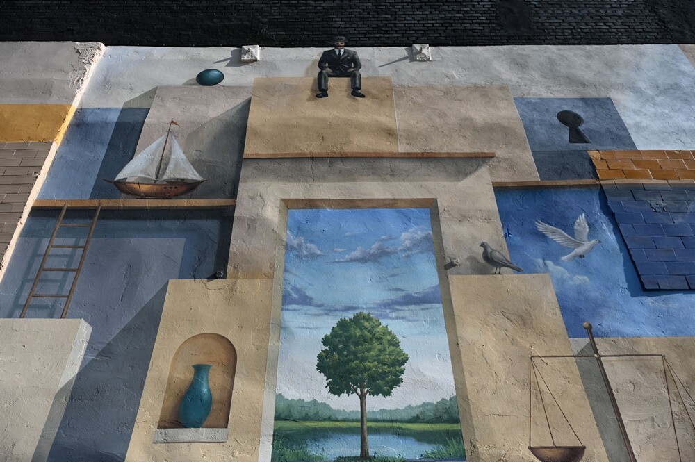 Nowy mural w podwórzu kamienicy przy Wrocławskiej 30