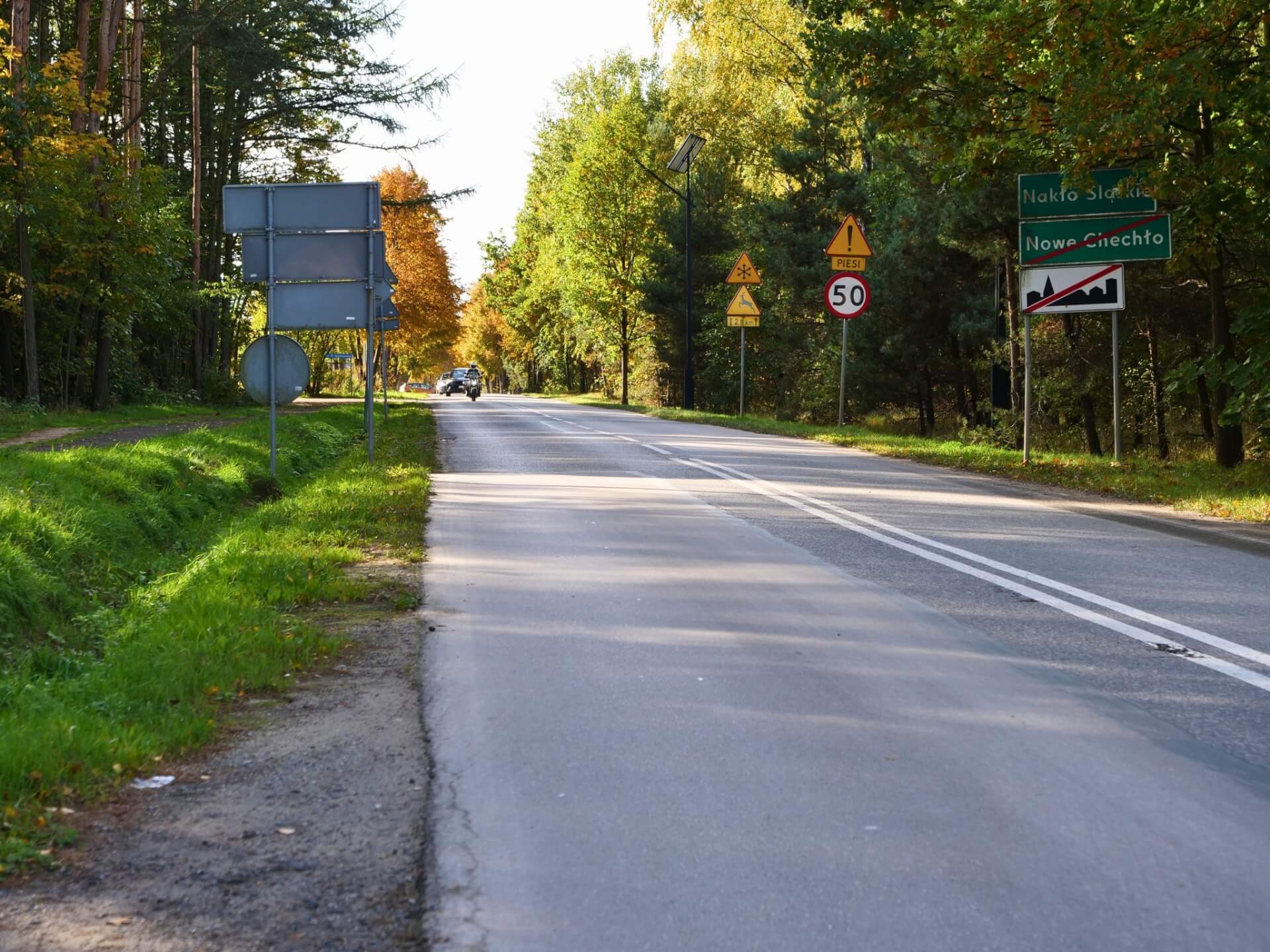 Budowa chodnika przy ul. Lasowickiej w Nakle Śląskim i Nowym Chechle