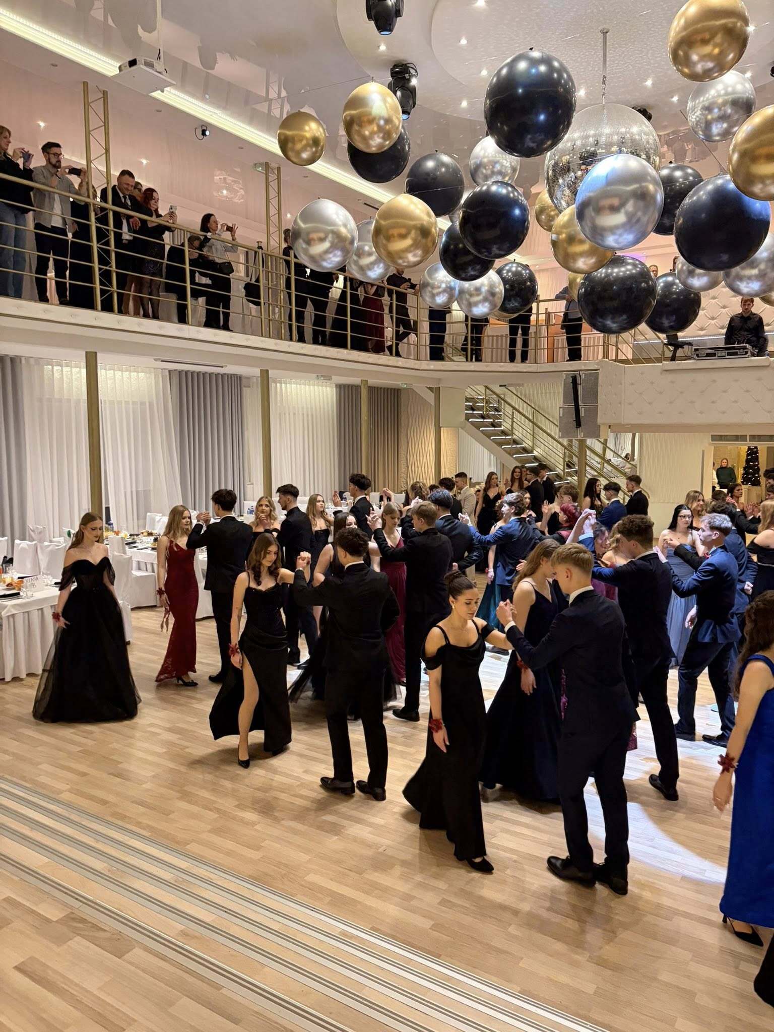 Studniówka w AZS w Piekarach Śląskich 2026