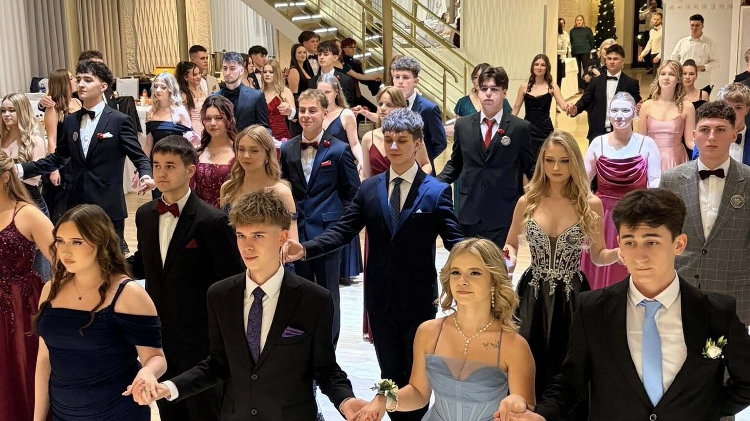 Studniówka w AZS w Piekarach Śląskich 2026