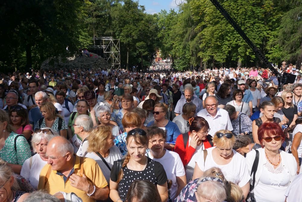 Pielgrzymka Stanowa Kobiet i Dziewcząt do Piekar Śląskich 2025