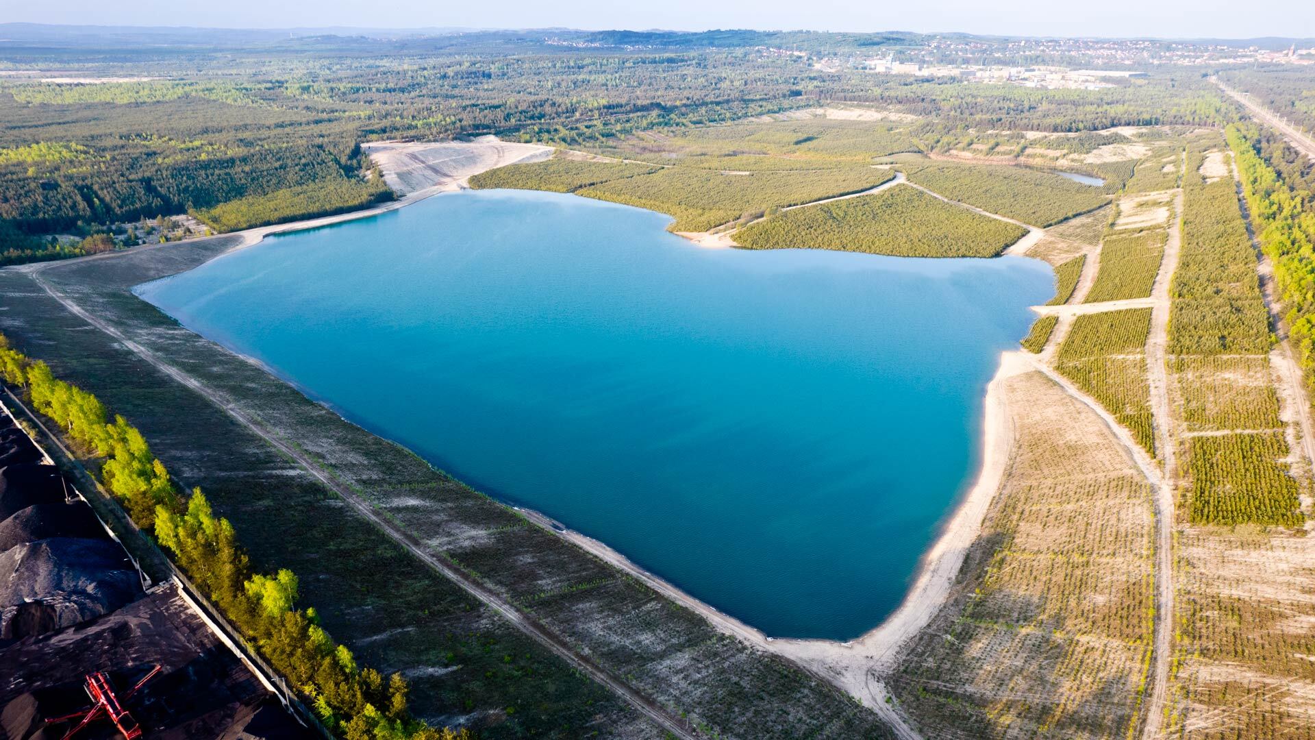Mieszkańcy nazywają nowe zalewisko jeziorem bolesławskim