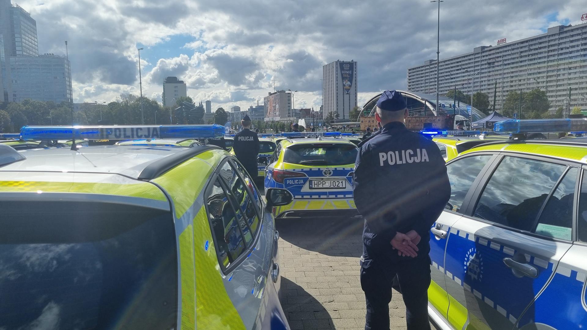 Nowe radiowozy Śląskiej Policji dofinansował Wojewódzki Fundusz Ochrony Środowiska i Gospodarki Wodnej