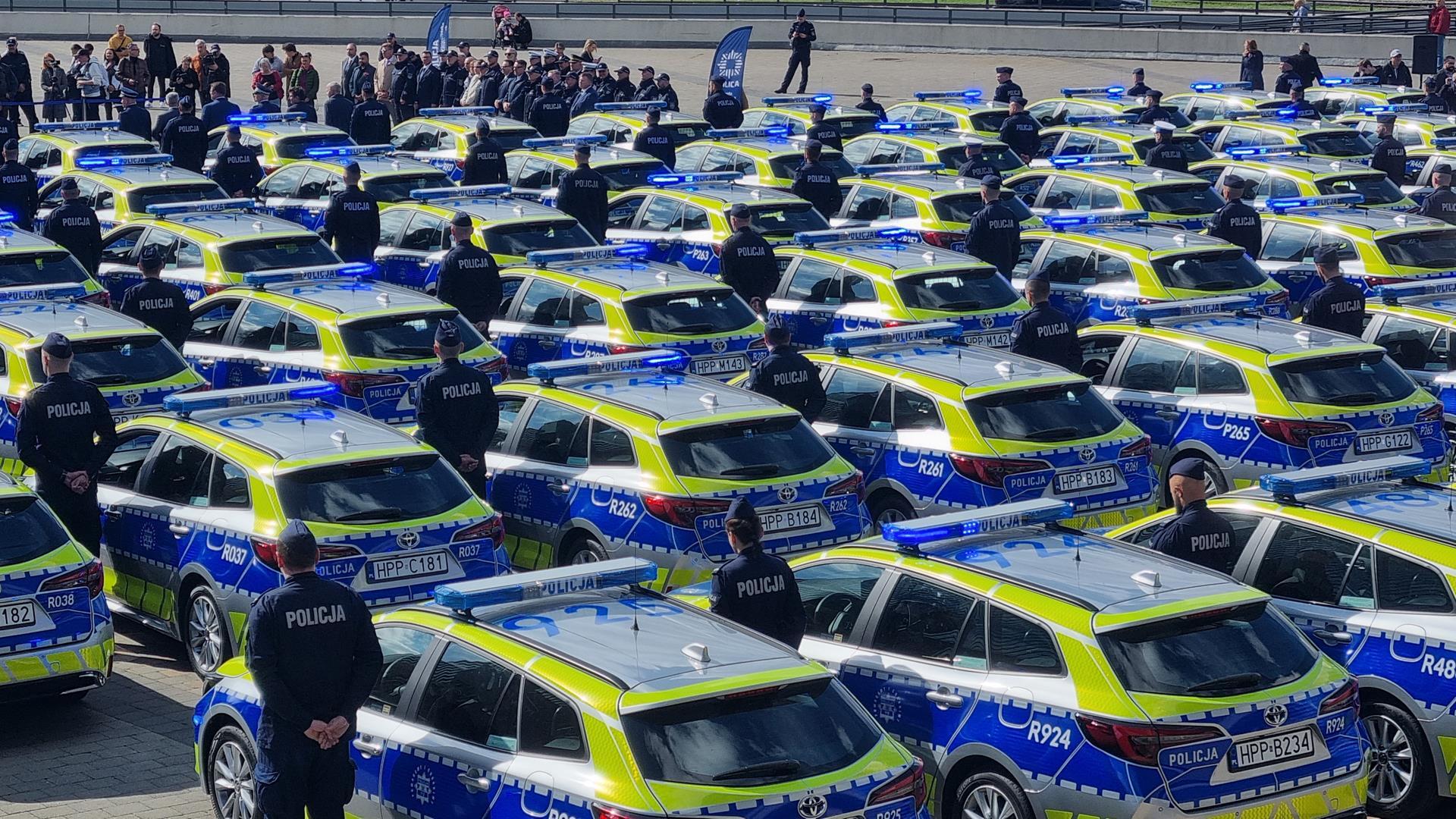 Nowe radiowozy Śląskiej Policji dofinansował Wojewódzki Fundusz Ochrony Środowiska i Gospodarki Wodnej
