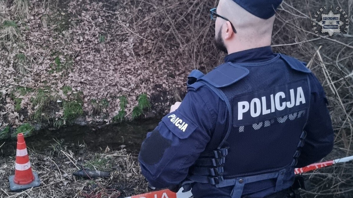 Policja zabezpieczyła pocisk artyleryjski z czasów wojennych