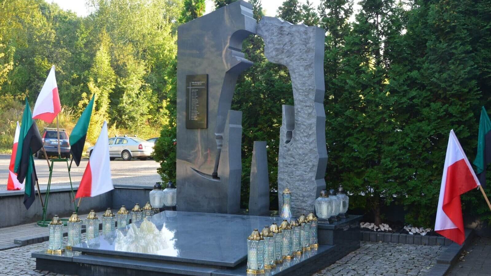 Pomnik pamieci kwk wujek slask2