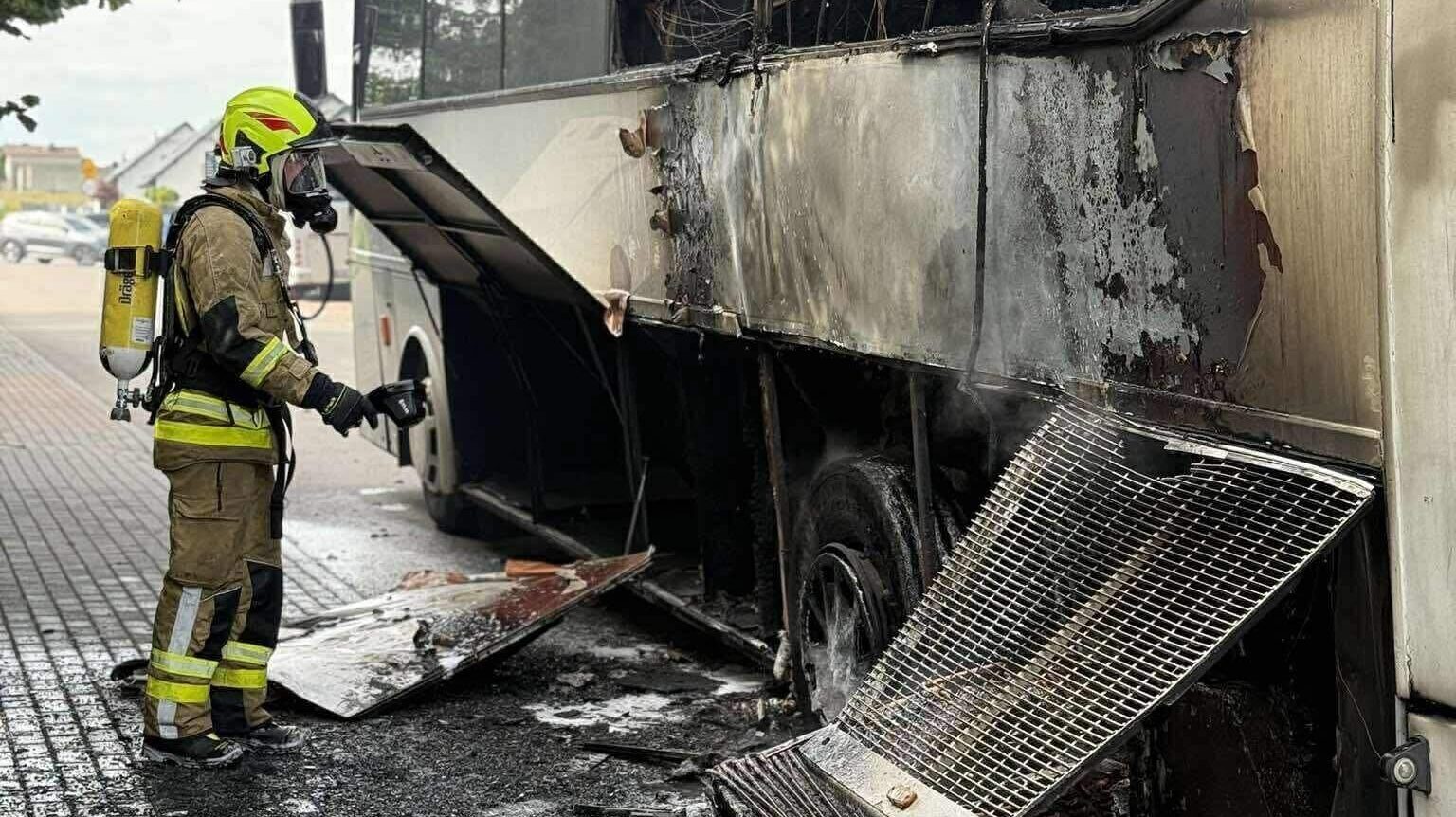 Pożar autokaru w Tąpkowicach