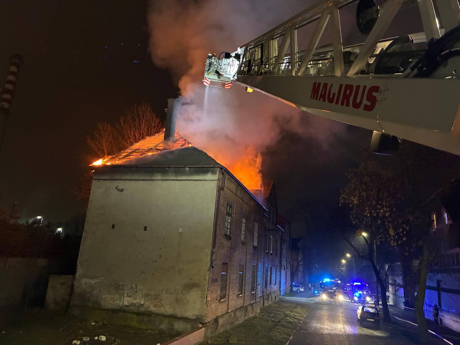 Pożar w Bytomiu. Płonął pustostan na Bobrku