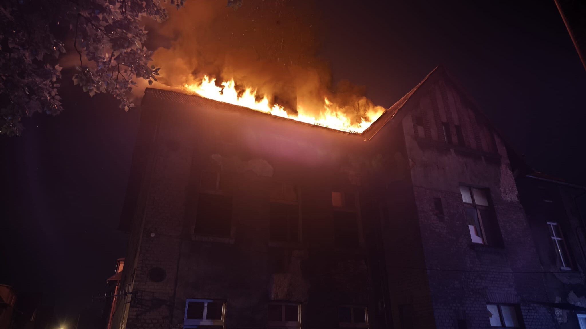 Pożar budynku wielorodzinnego przy ul. Jochymczyka w Bytomiu