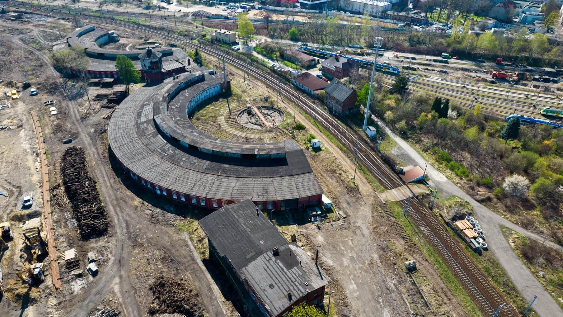 Przebudowa katowickiego wezla kolejowego 11