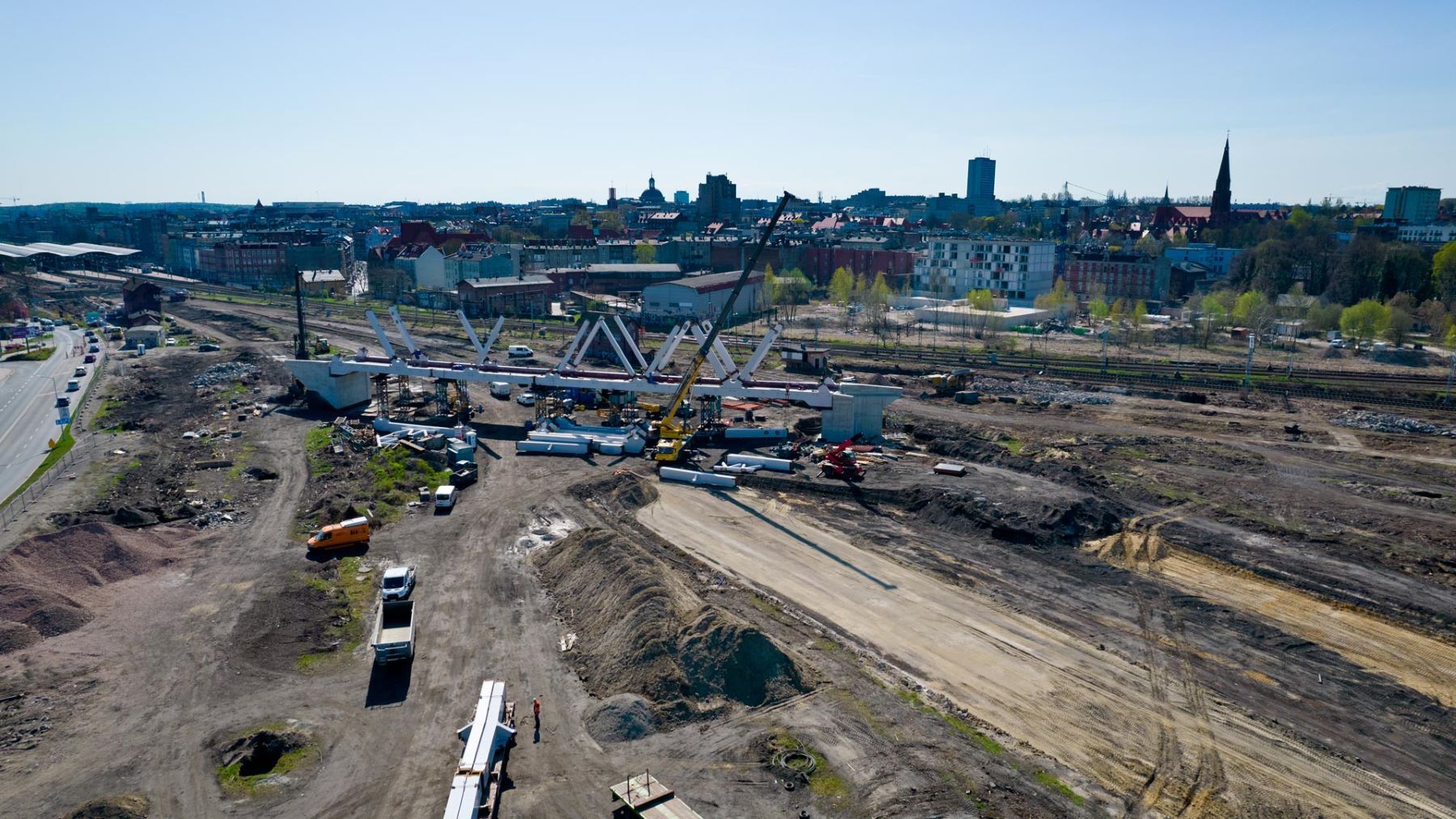 Przebudowa katowickiego wezla kolejowego 18