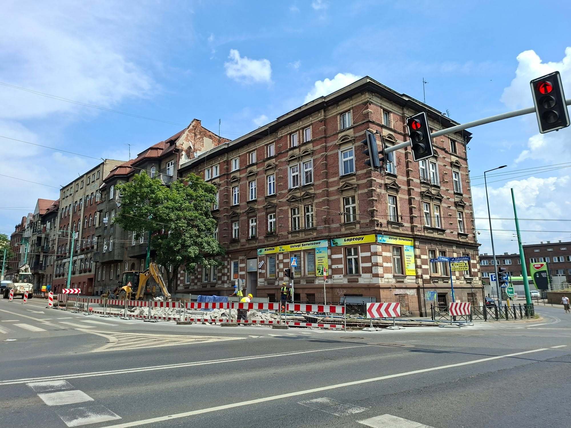 Tramwaje wracają pod wiadukt na Zamłyniu. Koniec utrudnień na Jagiellońskiej w Bytomiu