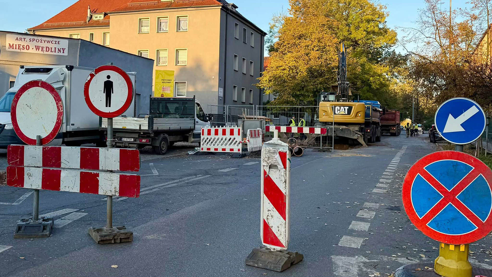 Na ul. Pułaskiego w Bytomiu znowu zapadła się ziemia. Tym razem na skrzyżowaniu z Wallisa