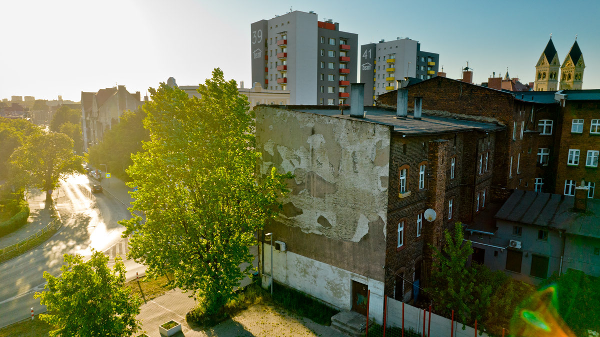 Ściana przy Witczaka 42 na której ma powstać mural