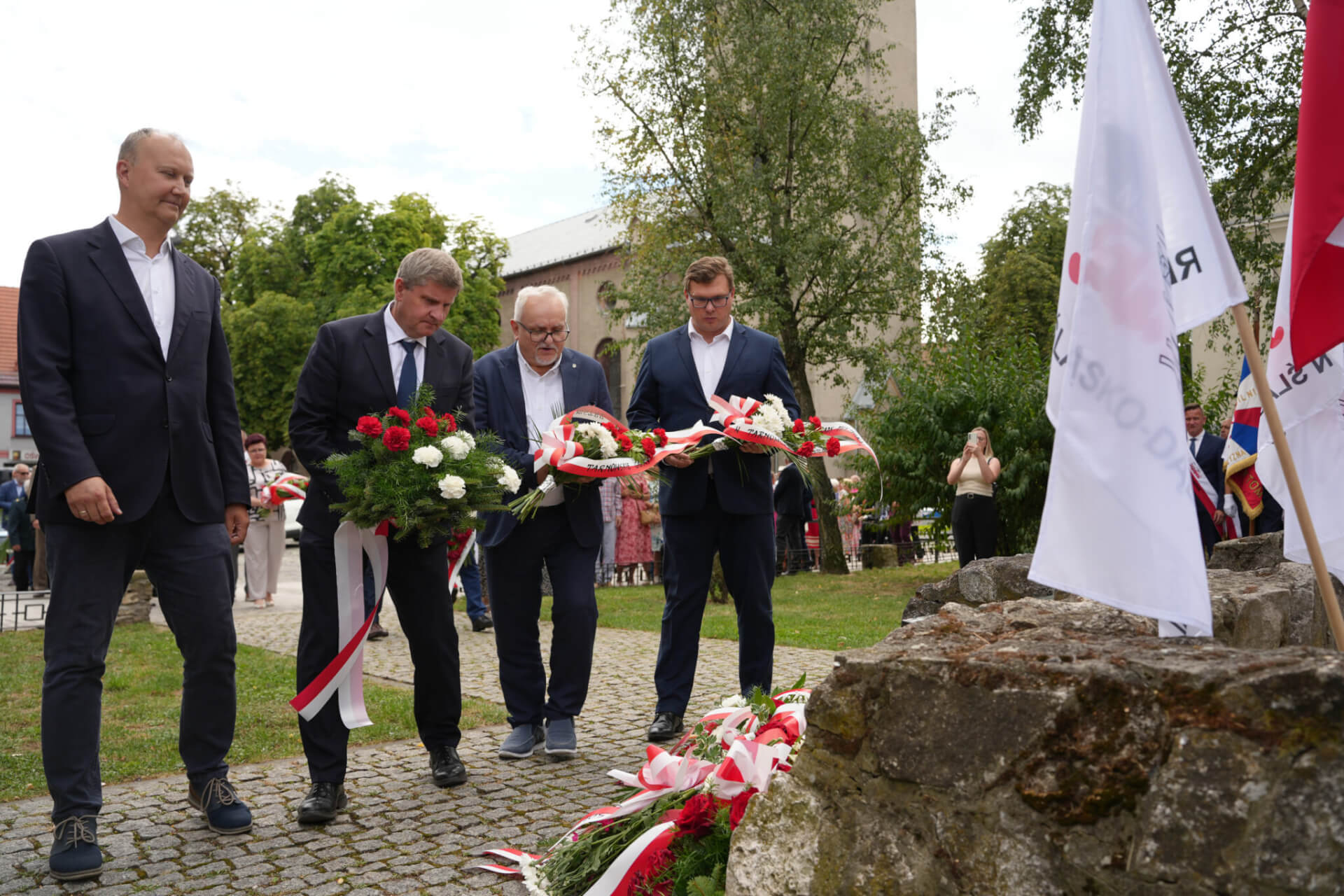 Tarnowskie Góry uczciły rocznicę strajku w „Fazosie” i nadały skwerowi imię ks. Zygmunta Trochy