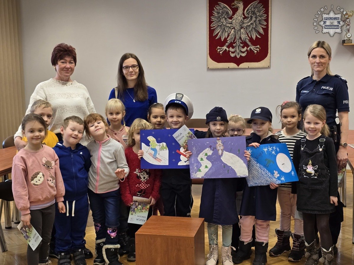Przedszkolaki z wizytą u świętochłowickich policjantów