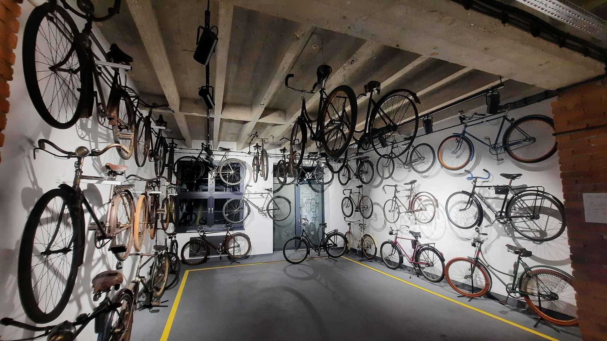 Muzeum Motoryzacji Czarnohucka 10