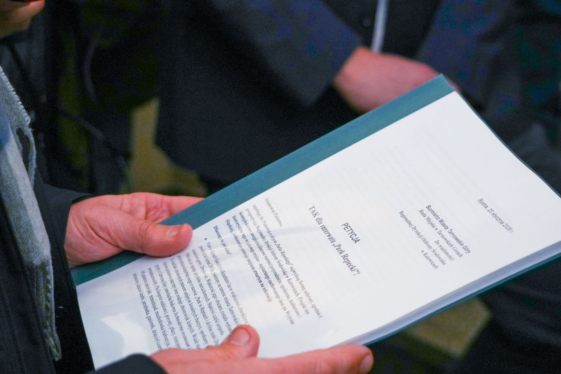 Przekazanie petycji za utworzeniem rezerwatu na terenie Parku Repeckiego w Tarnowskich Górach