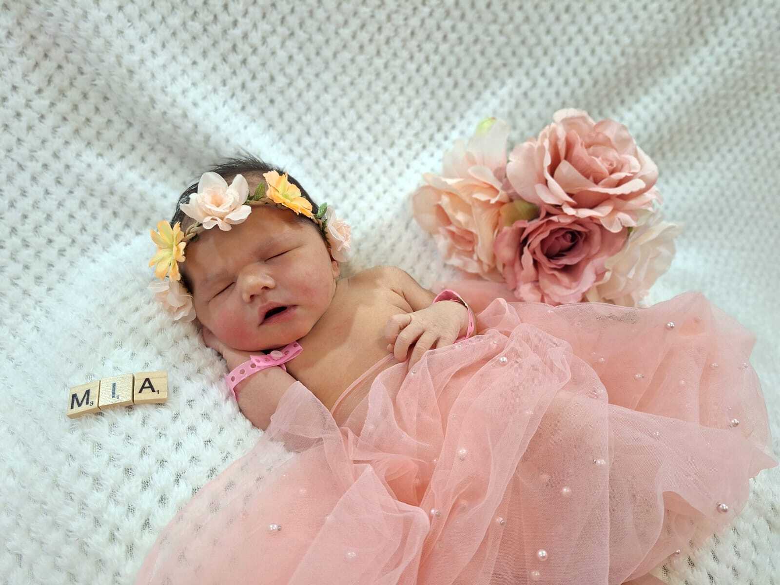 Mia
