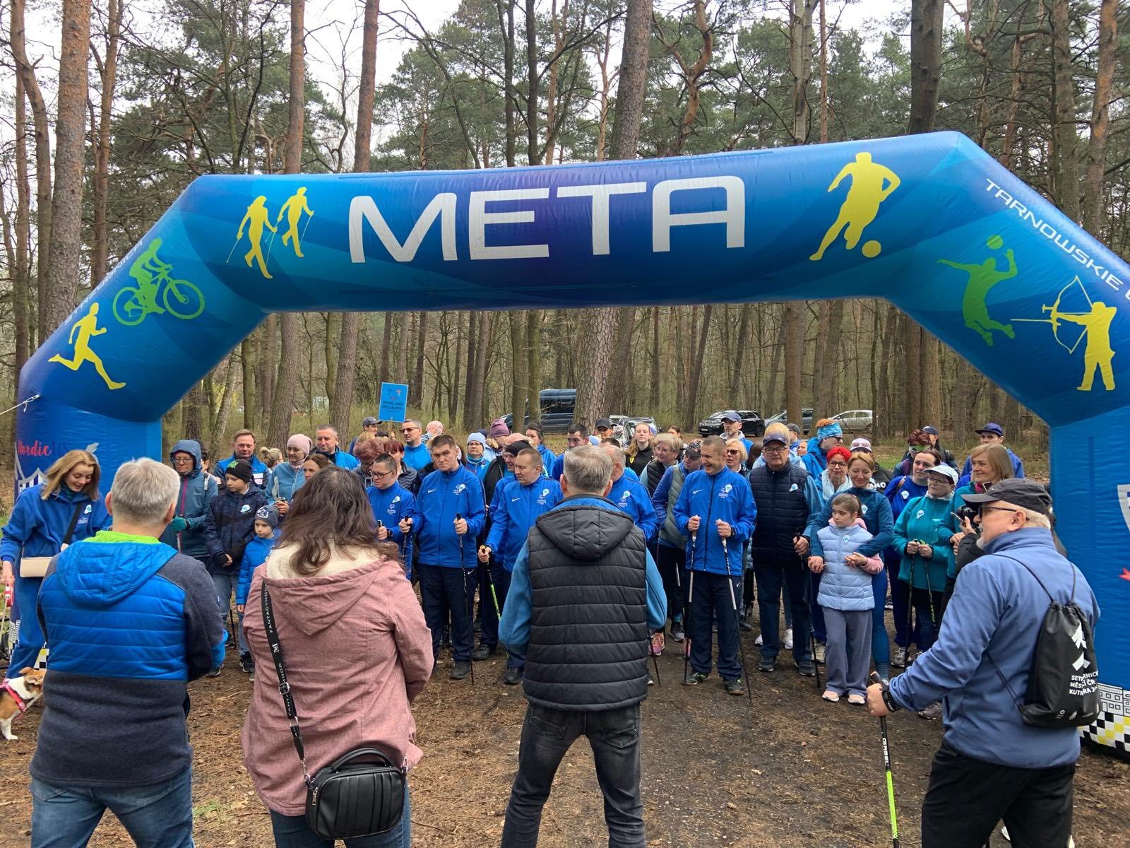 Niebieski Spacer dla Autyzmu