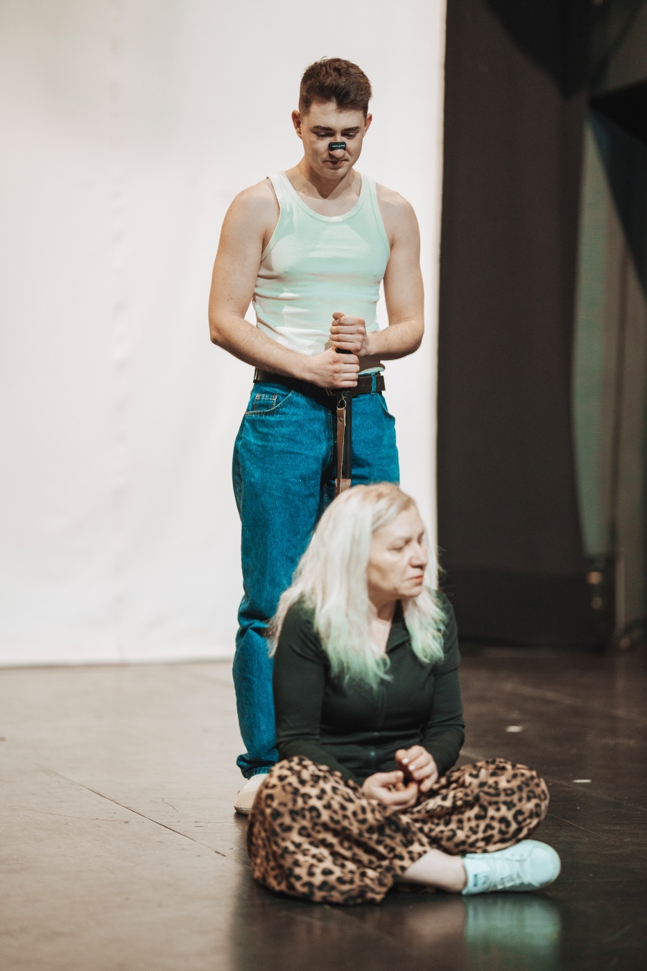 Teatr rozrywki nawiedzony toster pani watterson 12