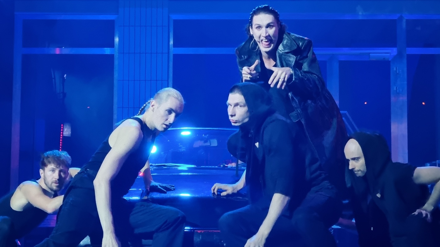 Teatr rozrywki wilczy ksiezyc 2