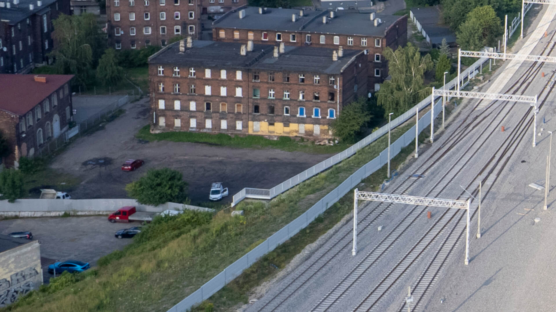 Pociąg potrącił człowieka w centrum Bytomia