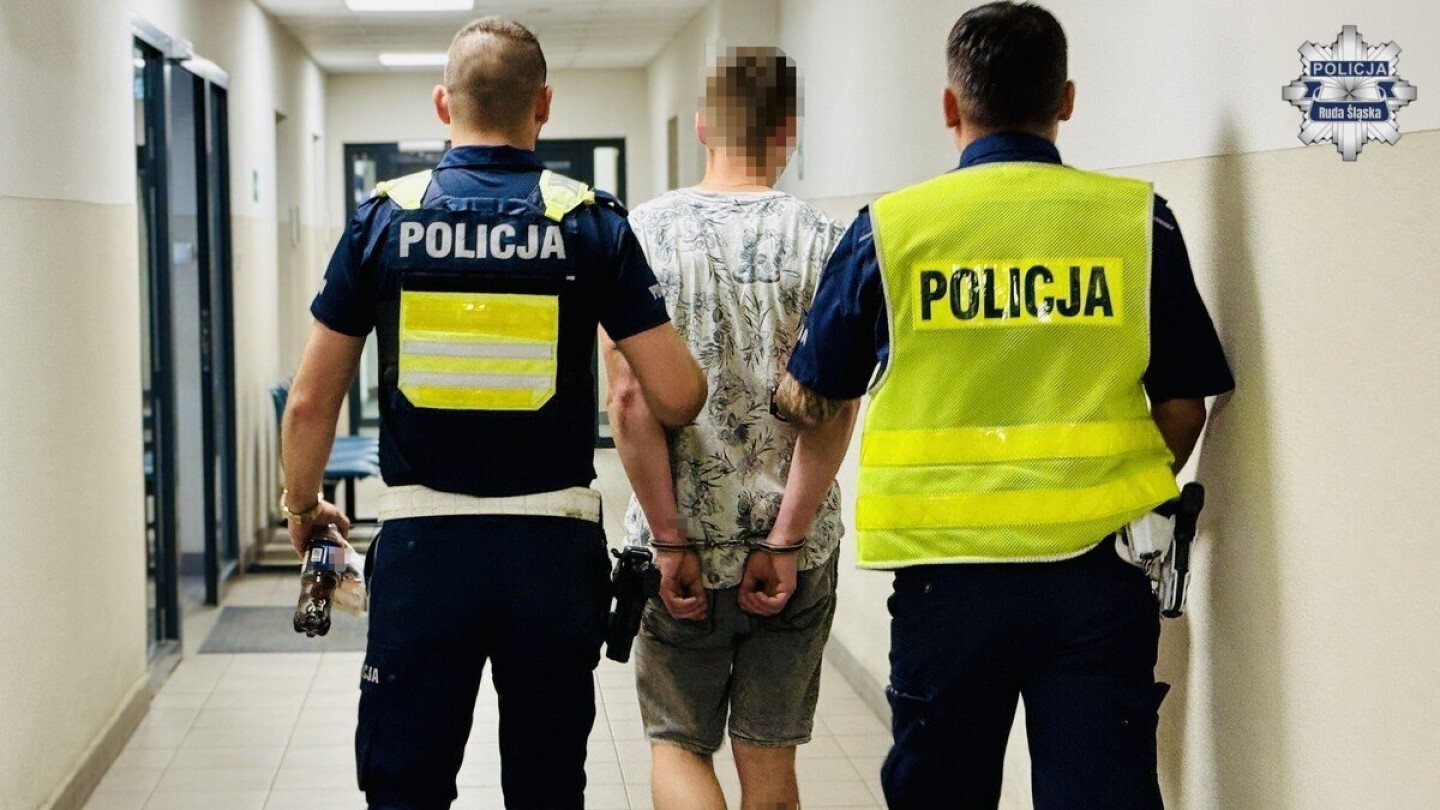 Zauważył patrol - postanowił uciekać. 21-latek z Rudy Śląskiej miał powody