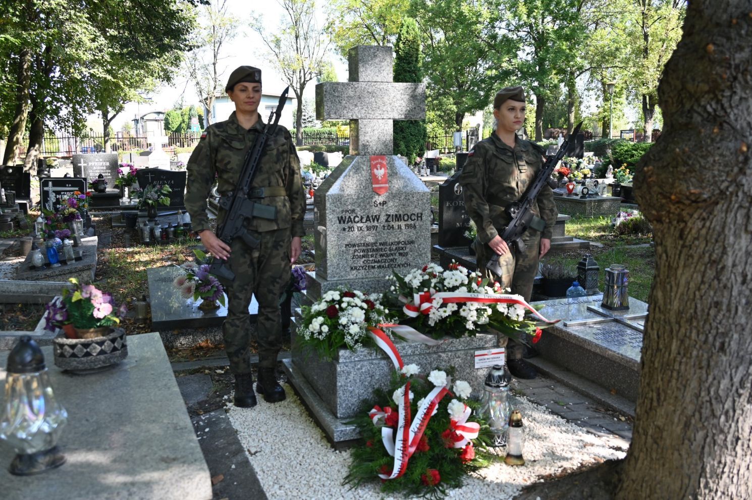 Waclaw zimoch nagrobek 2