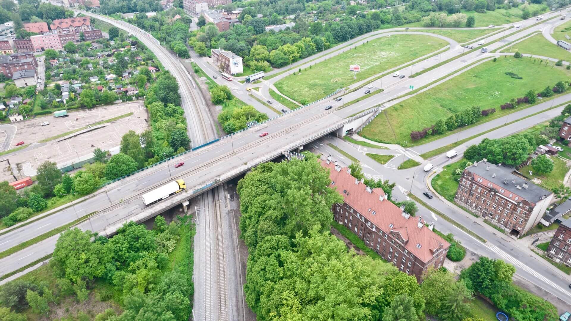 Wiadukt nad ul. Siemianowicką wymaga dodatkowego wzmocnienia