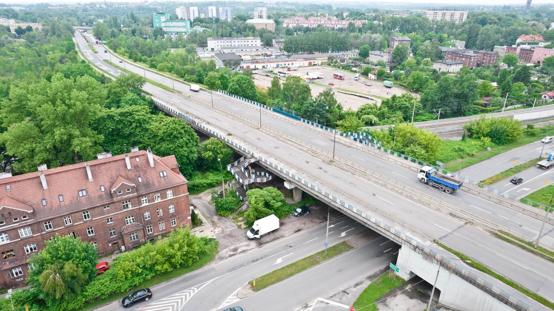 Wiadukt nad ul. Siemianowicką wymaga dodatkowego wzmocnienia