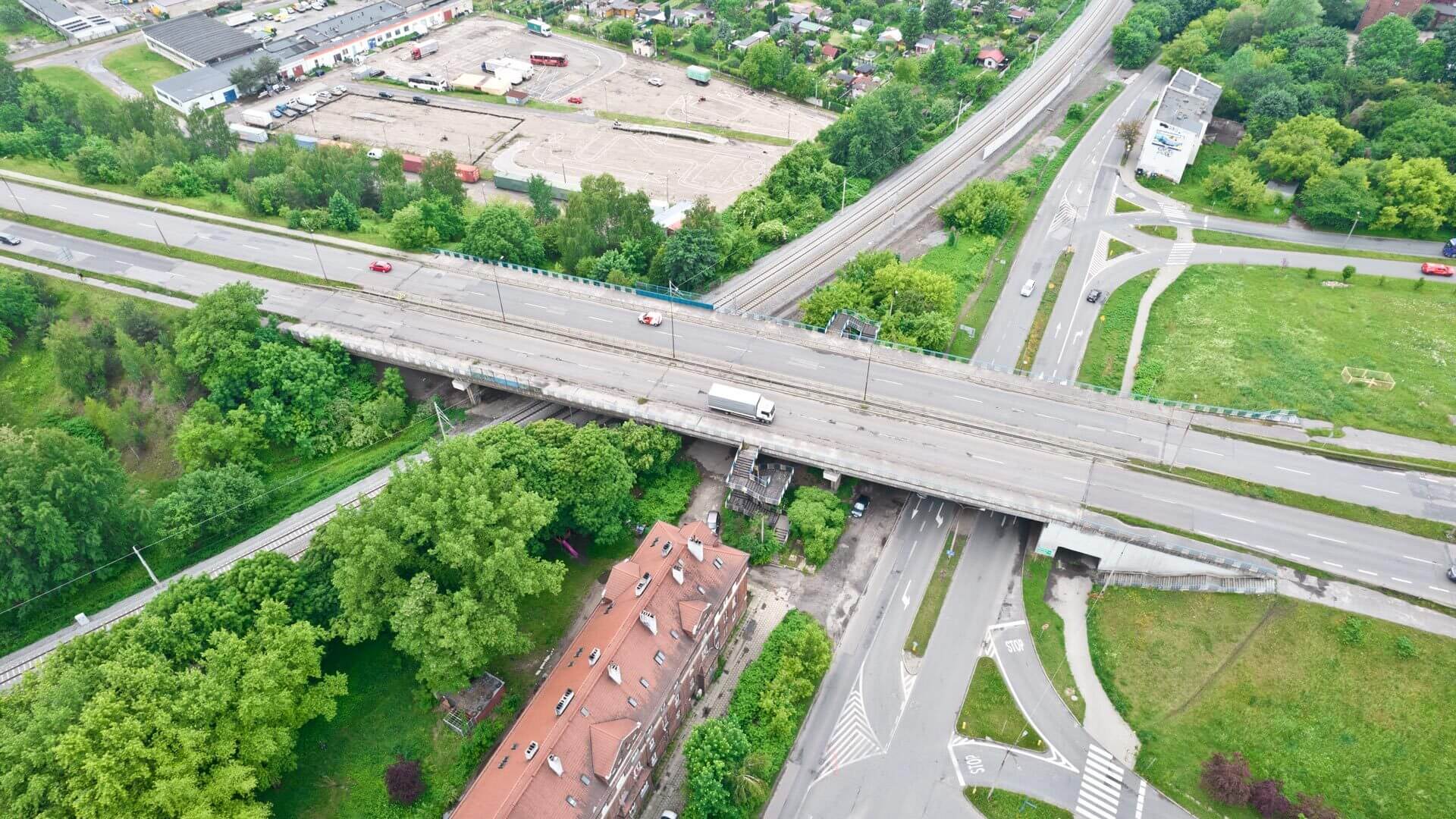 Wiadukt nad ul. Siemianowicką wymaga dodatkowego wzmocnienia