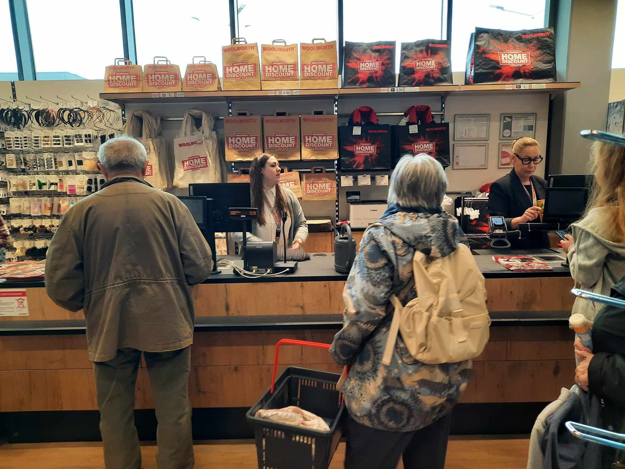 Woolworth sklep katowice 26