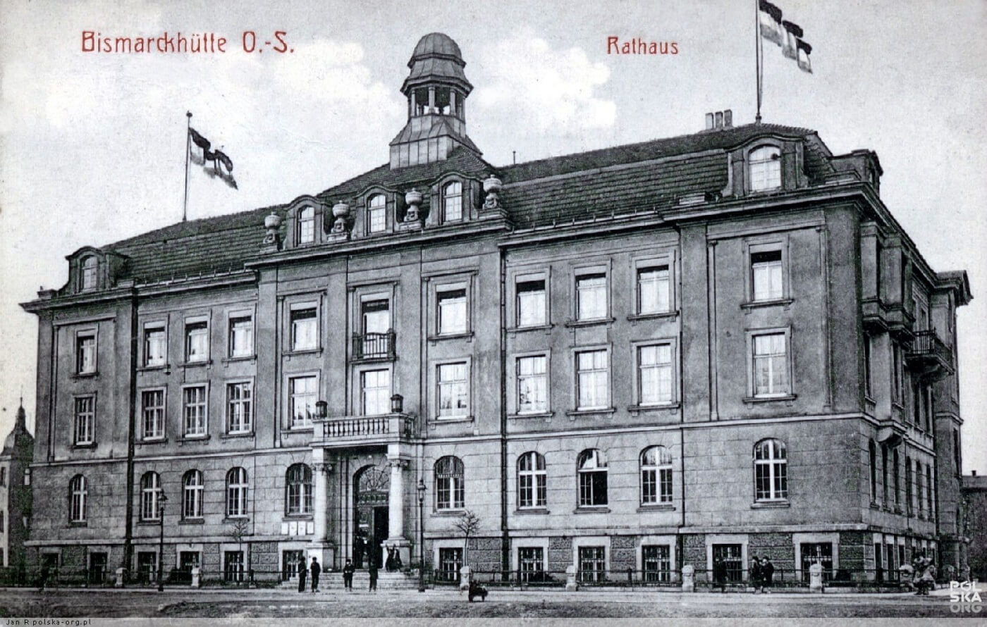 Zabytkowy ratusz chorzow batory archiwalne 1