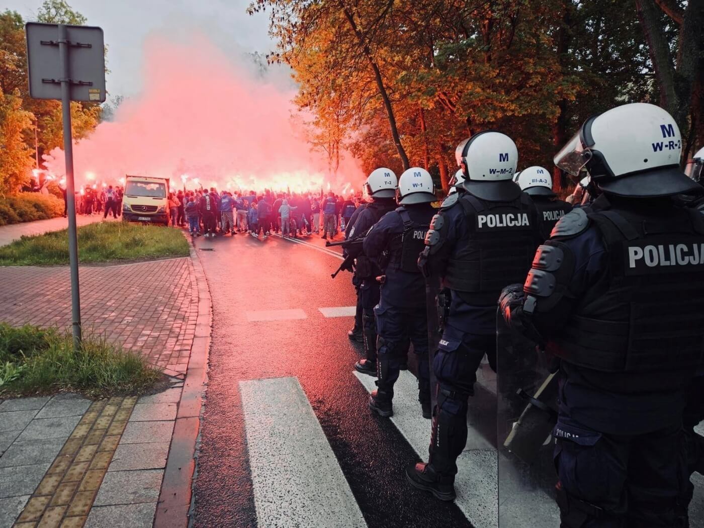 Zadyma na stadionie slaskim 11