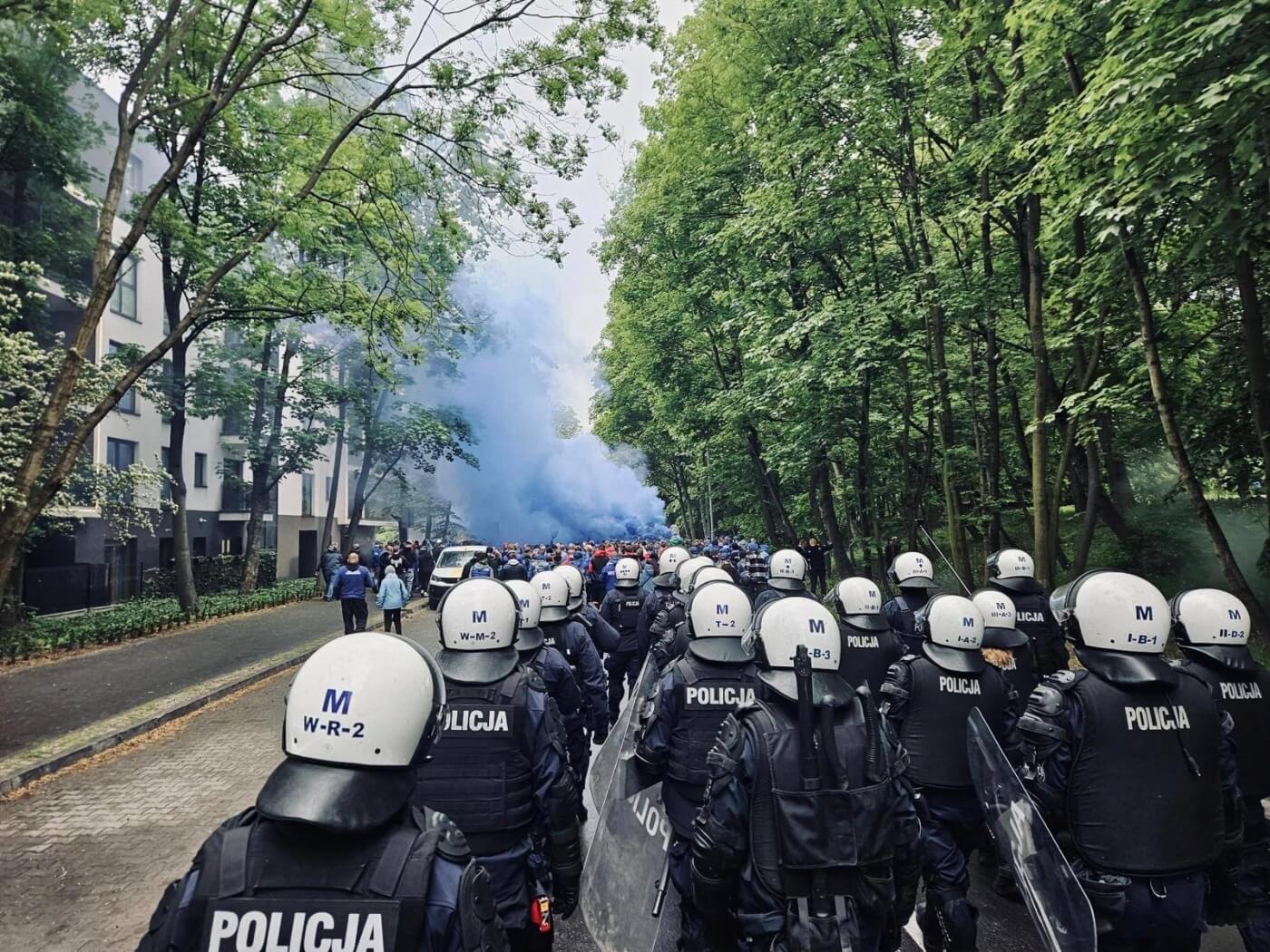Zadyma na stadionie slaskim 13