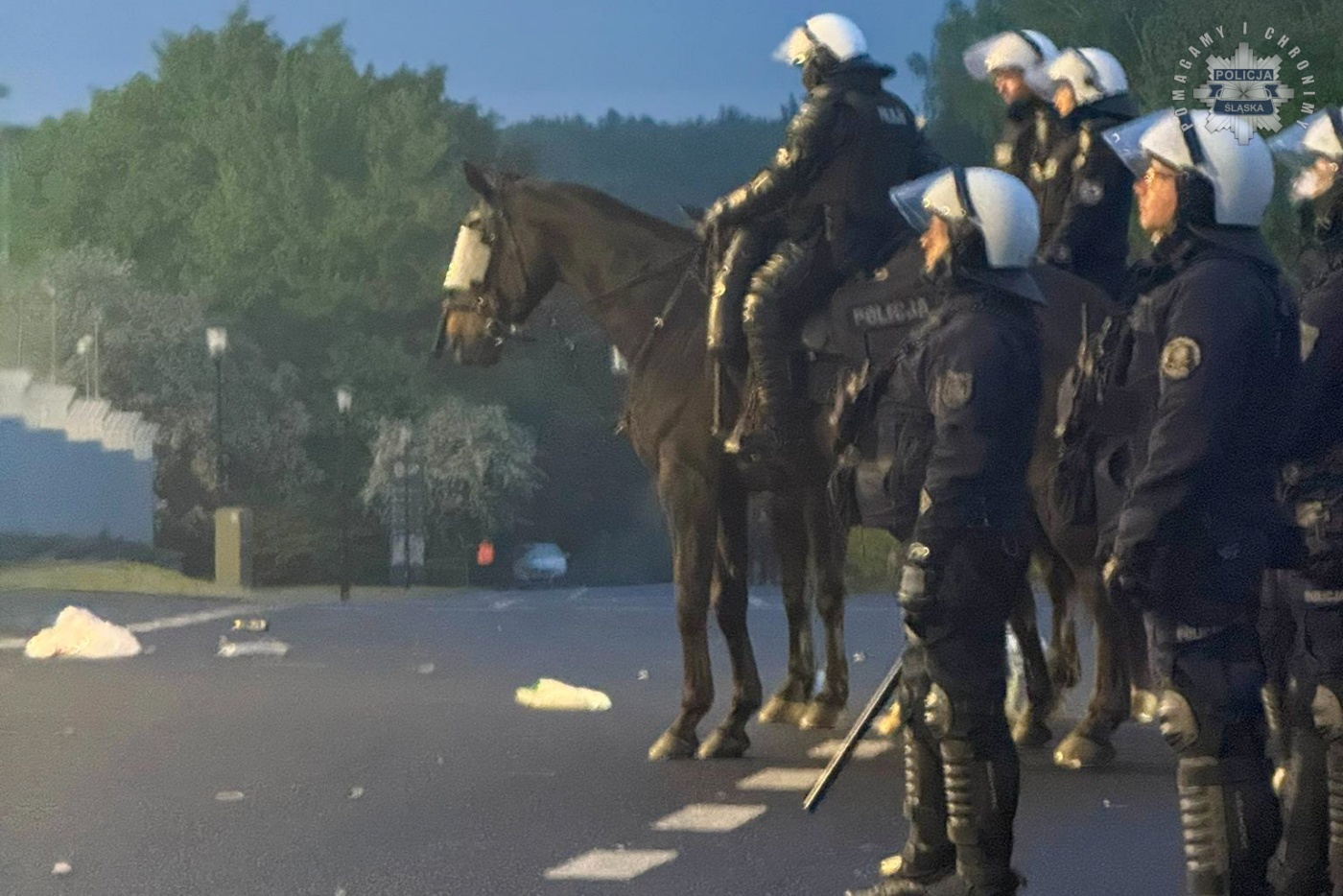 Zadyma na stadionie slaskim 9