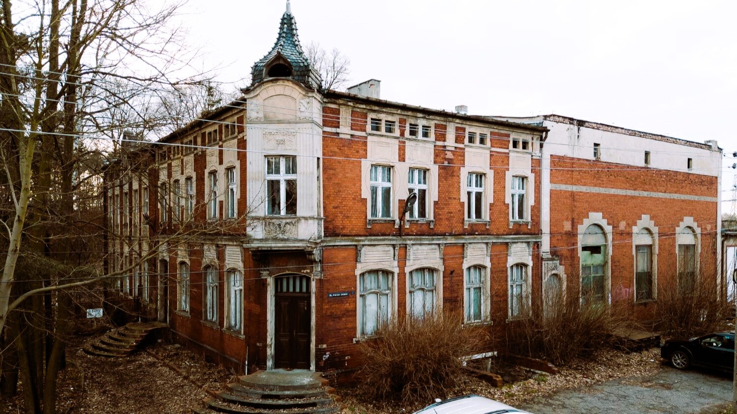 Zameczek lesny waldschloss ruda slaska 01